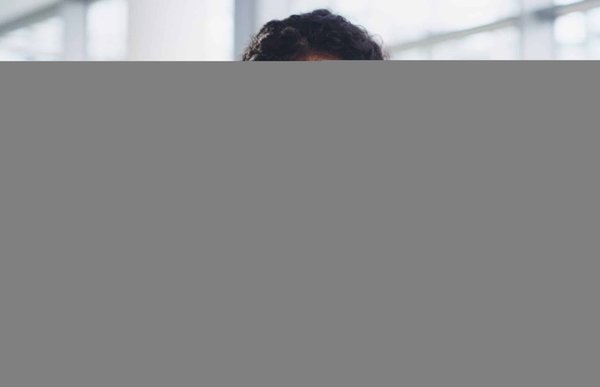 Quelle plateforme propose d'envoyer des sms via API?