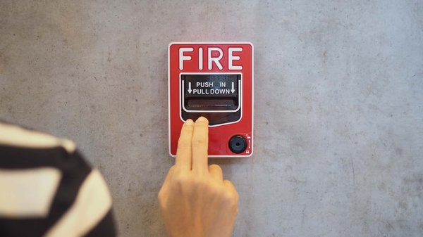 Quels sont les différents types de détecteurs d'une alarme incendie ?