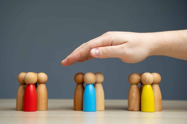 Comment optimiser votre carrière avec les formations en assurance ?