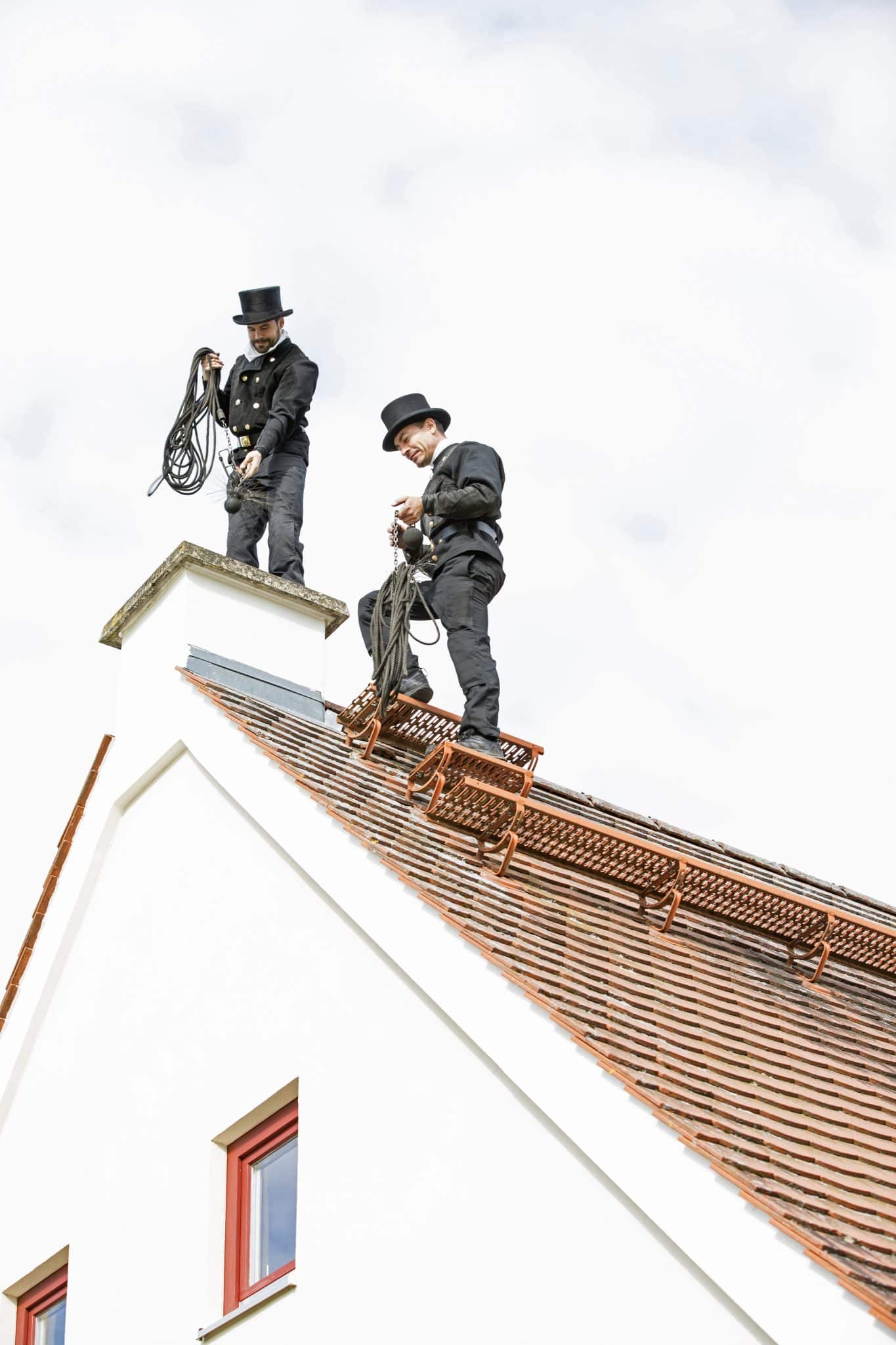 Faire appel à une entreprise de ramonage et débistrage Île-de-France